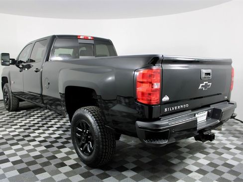 Used 2017 Chevrolet Silverado 2500 LTZ image 6