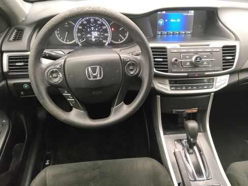 Used 2013 Honda Accord LX image 22