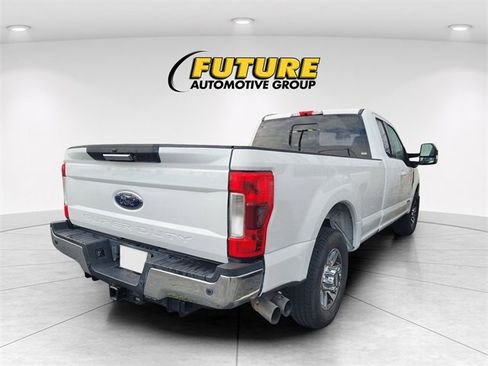 Used 2018 Ford F350 Lariat w/ Camper Package image 3