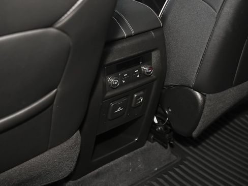 Used 2023 Chevrolet Traverse Premier w/ Redline Edition FWD image 40