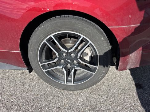 Used 2015 Ford Mustang Coupe image 6