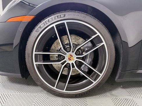 Certified 2025 Porsche 911 Carrera RWD image 8