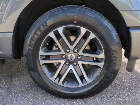 Used 2023 Ford F150 XL w/ STX Appearance Package RWD image 11