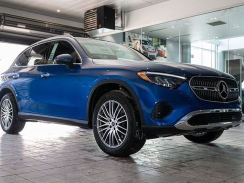 Used 2026 Mercedes-Benz GLC 300 4MATIC image 1