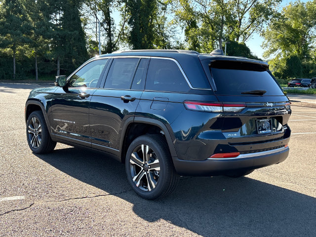 New 2027 Jeep Grand Cherokee Limited AWD/4WD image 4