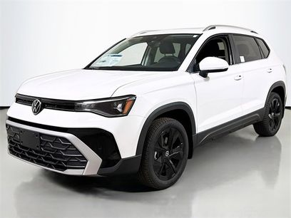 New 2025 Volkswagen Taos SE