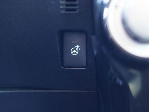 Certified 2024 Toyota 4Runner TRD Off-Road Premium image 30