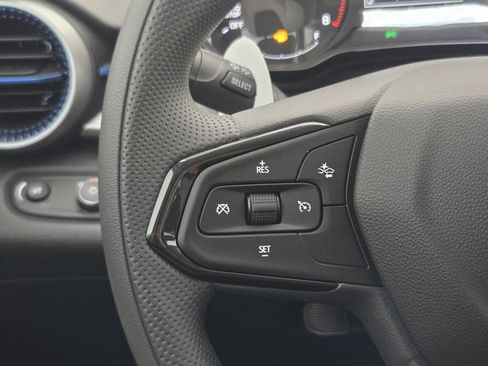 New 2026 Chevrolet Trax LS w/ LS Convenience Package FWD image 30