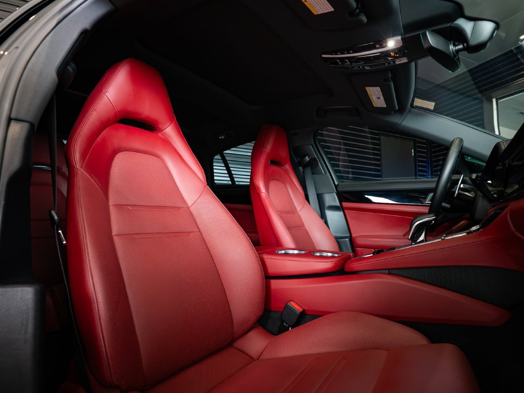 Certified 2023 Porsche Panamera 4S AWD/4WD image 28