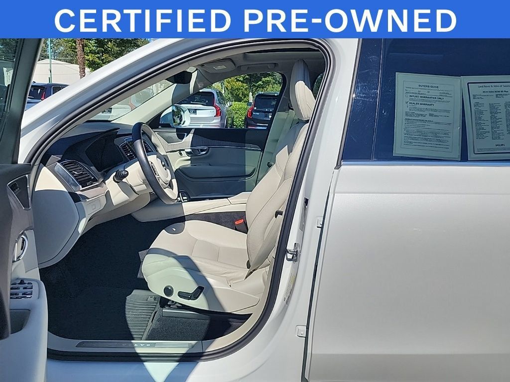 Certified 2024 Volvo XC90 B5 Plus w/ Protection Package Premier AWD/4WD image 8
