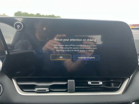 New 2026 Chevrolet Equinox LT image 16