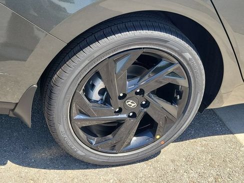 New 2026 Hyundai Elantra SEL Sport FWD image 30