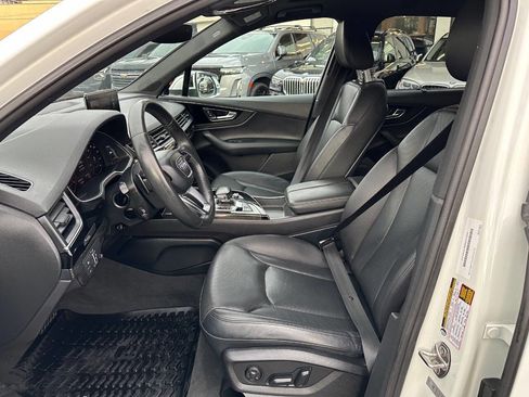 Used 2018 Audi Q7 3.0T Premium Plus w/ Premium Plus Package image 40