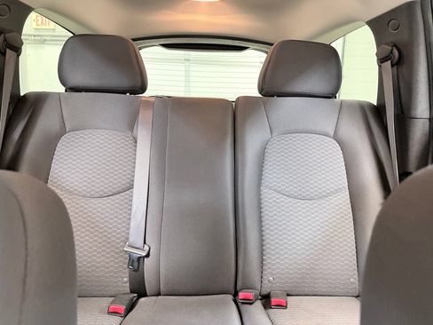 Used 2010 Chevrolet HHR LT FWD image 15