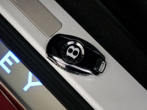 Used 2024 Bentley Continental GT AWD/4WD image 21