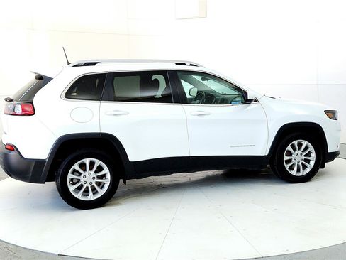 Used 2019 Jeep Cherokee Latitude w/ Popular Appearance Group image 6