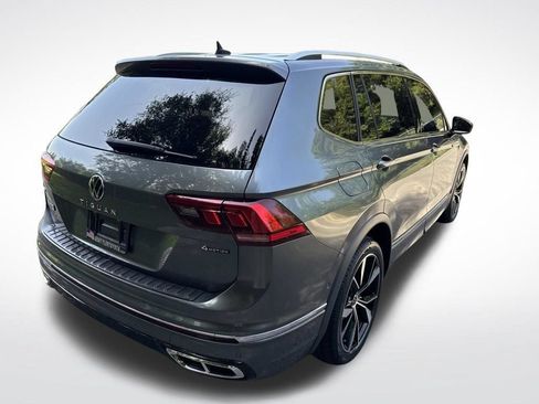 Used 2022 Volkswagen Tiguan SEL R-Line AWD/4WD image 5