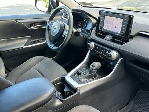 Used 2020 Toyota RAV4 XLE w/ Convenience Package AWD/4WD image 26