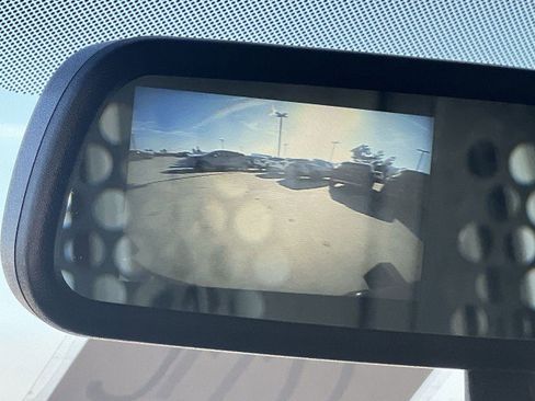 Used 2024 GMC Savana 2500 w/ Driver Convenience Package image 14