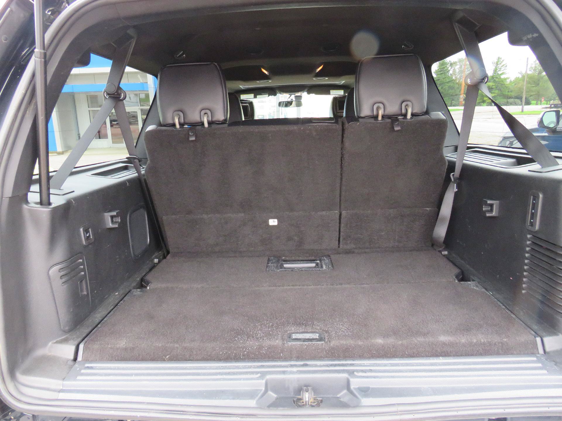 Used 2017 Ford Expedition EL Limited w/ Equipment Group 301A AWD/4WD image 11