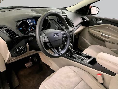 Used 2018 Ford Escape SE w/ SE Sync 3 Package FWD image 12