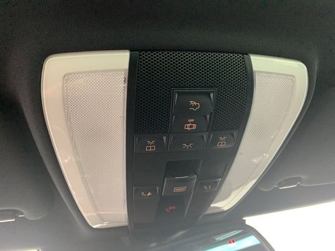 Used 2014 Mercedes-Benz E 550 Coupe image 30