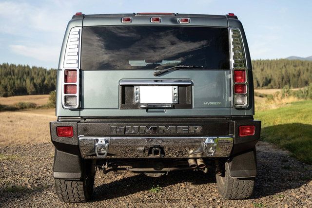 Used 2005 HUMMER H2 w/ Preferred Equipment Group AWD/4WD image 7
