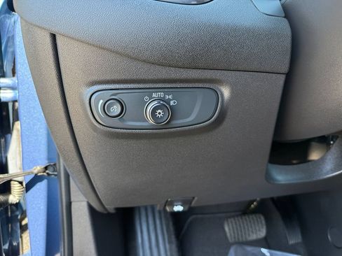 Used 2024 Chevrolet Equinox LT AWD/4WD image 26
