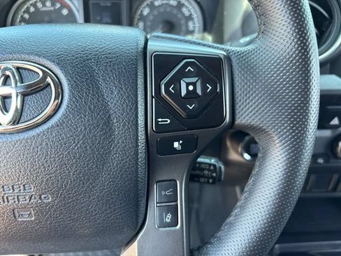 Used 2023 Toyota Tacoma TRD Sport AWD/4WD image 28