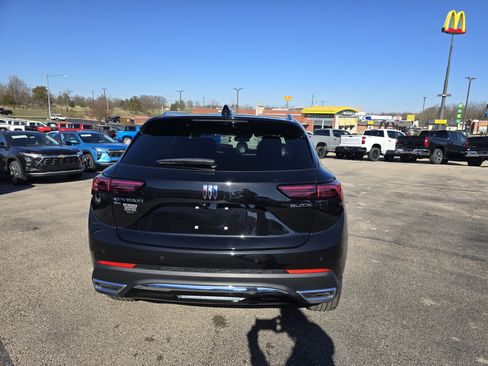 New 2025 Buick Envision Preferred image 3