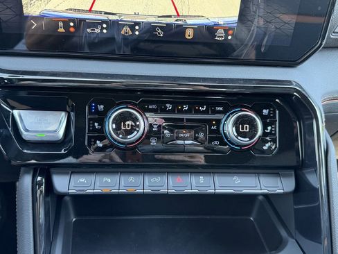 New 2026 GMC Sierra 1500 AT4 AWD/4WD image 25