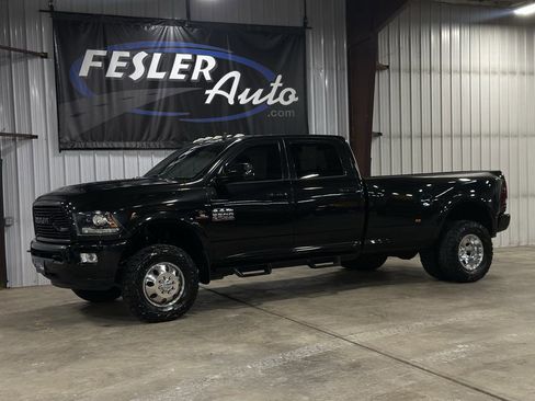 Used 2018 RAM 3500 Laramie w/ Sport Appearance Group image 15
