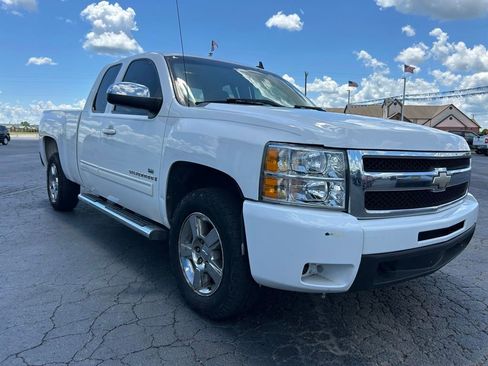 Used 2009 Chevrolet Silverado 1500 LTZ w/ Safety Package RWD image 22