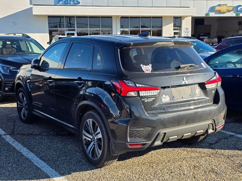 Used 2022 Mitsubishi Outlander Sport SE image 4