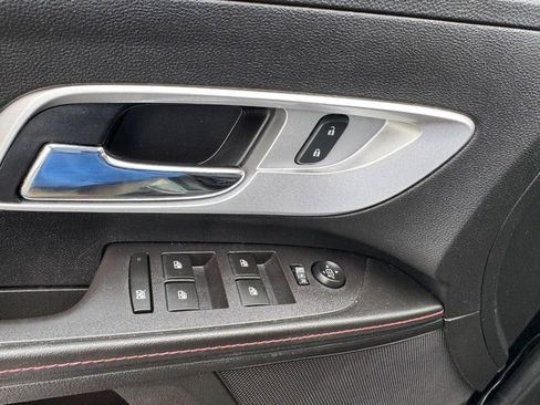 Used 2015 Chevrolet Equinox LT w/ Driver Convenience Package image 16