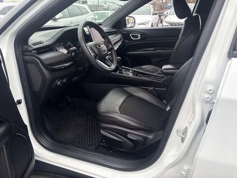 Used 2024 Jeep Compass Trailhawk image 21