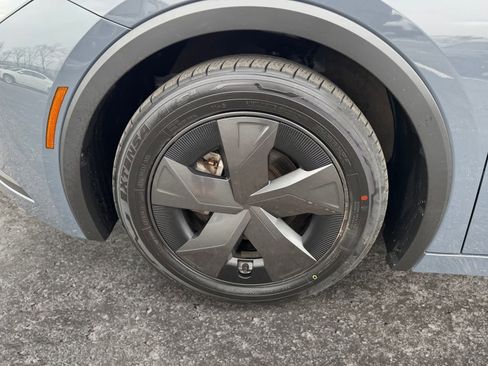 Used 2024 Toyota Prius LE image 14