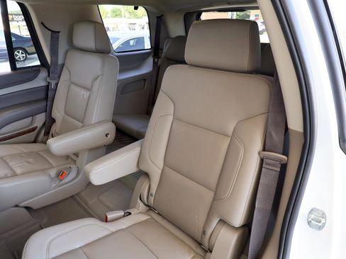 Used 2020 Chevrolet Tahoe LT RWD image 22