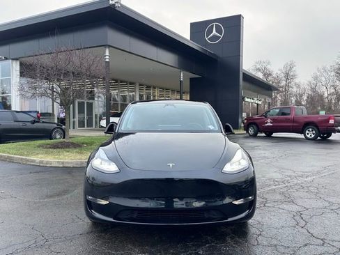 Used 2022 Tesla Model Y Performance image 2