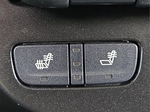 Used 2022 Chevrolet Colorado Z71 image 17