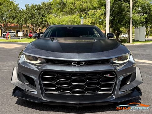 Used 2019 Chevrolet Camaro ZL1 RWD image 7