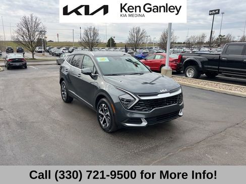 Certified 2024 Kia Sportage EX image 7