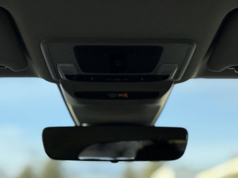 Certified 2024 Honda HR-V EX-L image 22