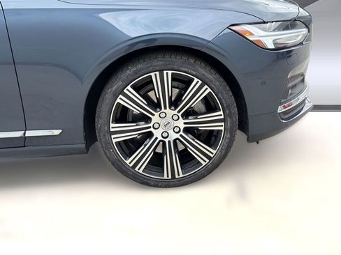 Certified 2023 Volvo S90 B6 Ultimate w/ Protection Package Premier AWD/4WD image 12