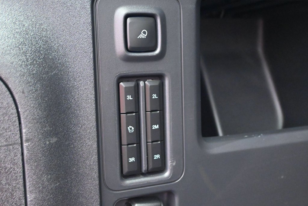 Used 2025 Ford Expedition Max Platinum AWD/4WD image 23