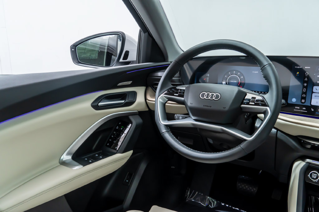 New 2026 Audi Q5 Premium Plus AWD/4WD image 32