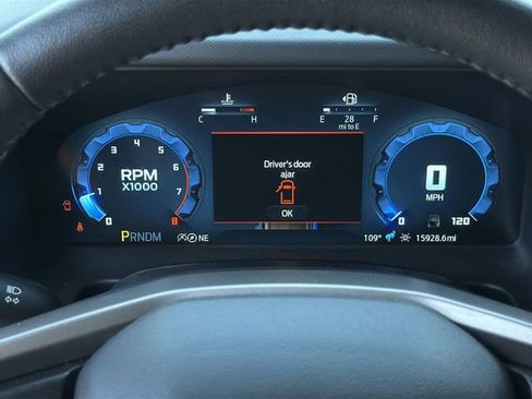 Used 2025 Ford Bronco Badlands AWD/4WD image 22