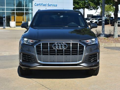 Used 2021 Audi Q7 3.0T Premium Plus w/ Premium Plus Package AWD/4WD image 2