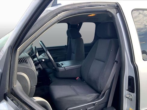 Used 2012 Chevrolet Silverado 1500 LT RWD image 7