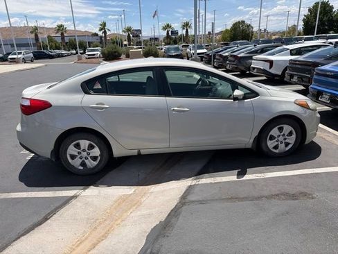 Used 2014 Kia Forte LX FWD image 5